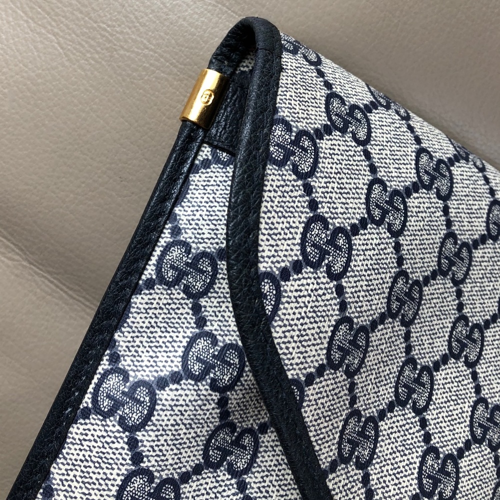 Gucci Black and Cream Laptop Bag - Picture 5 of 13